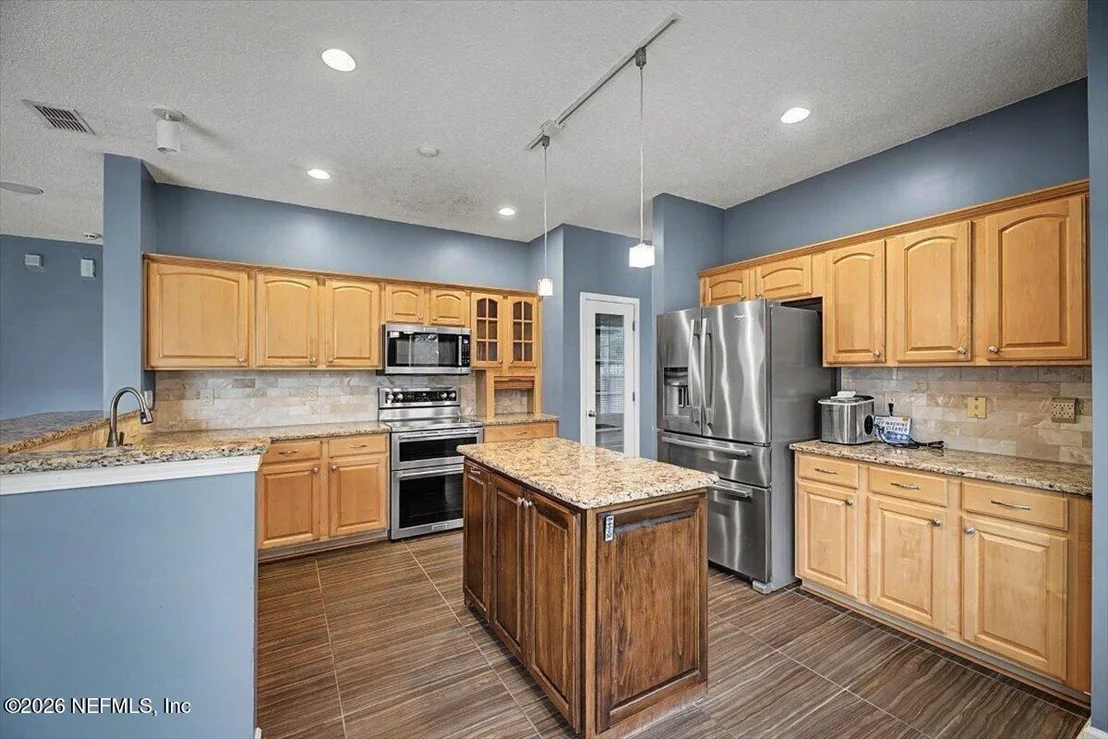 Photo of 112 PRINCE PHILLIP Drive