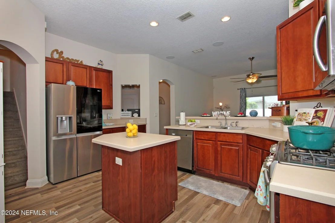 Photo of 14211 BIG SPRING Street