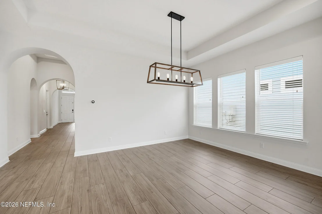 Photo of 307 PARKBLUFF Circle