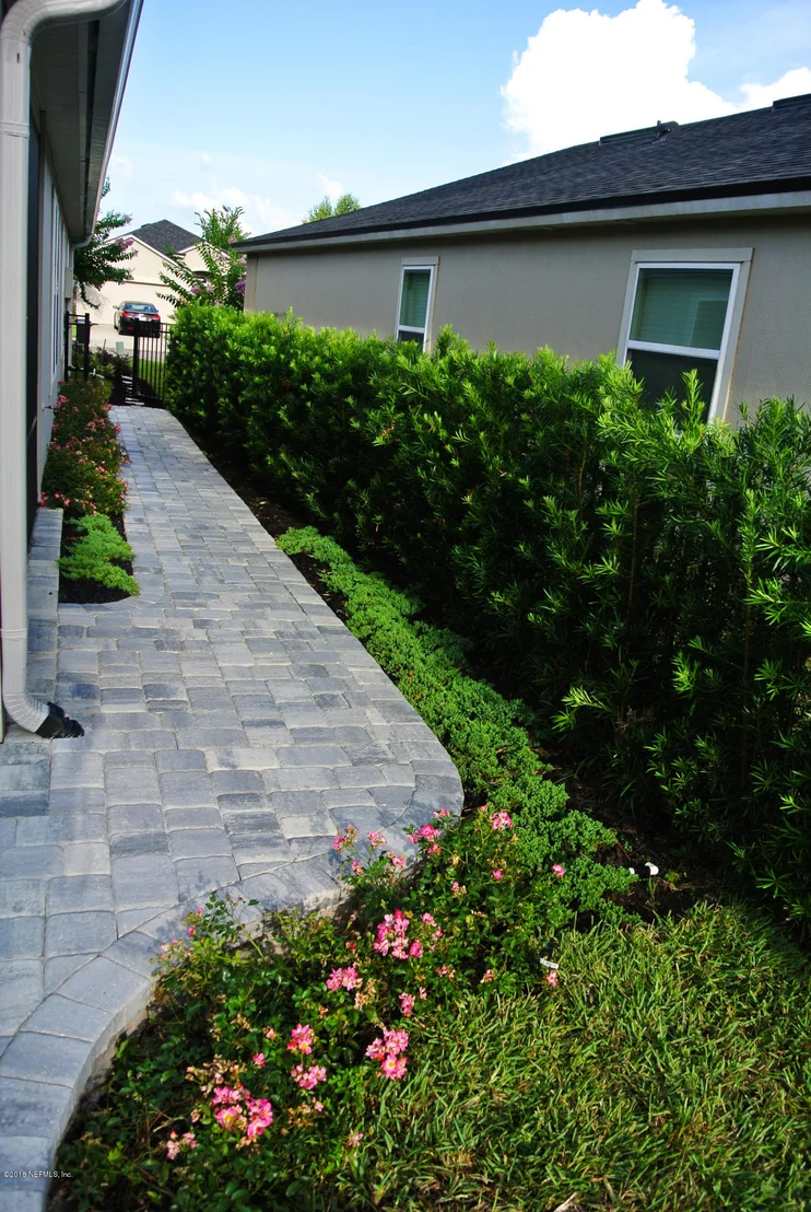 Photo of 671 GLENDALE Lane