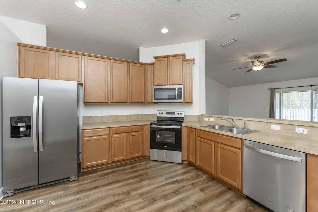 Photo of 393 SANWICK Drive