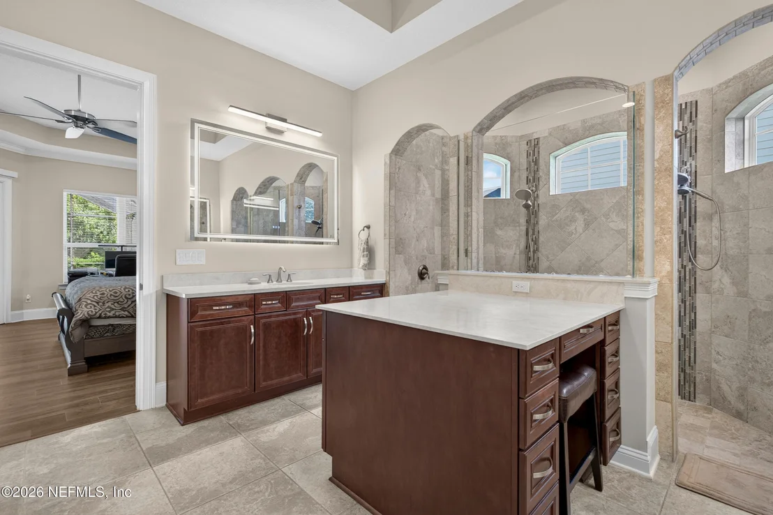 Photo of 287 VALE Drive