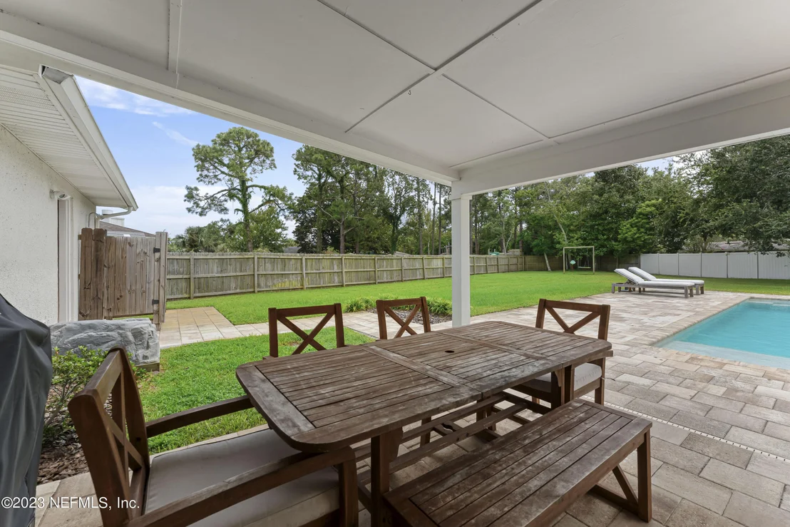 Photo of 35 DOLPHIN Boulevard