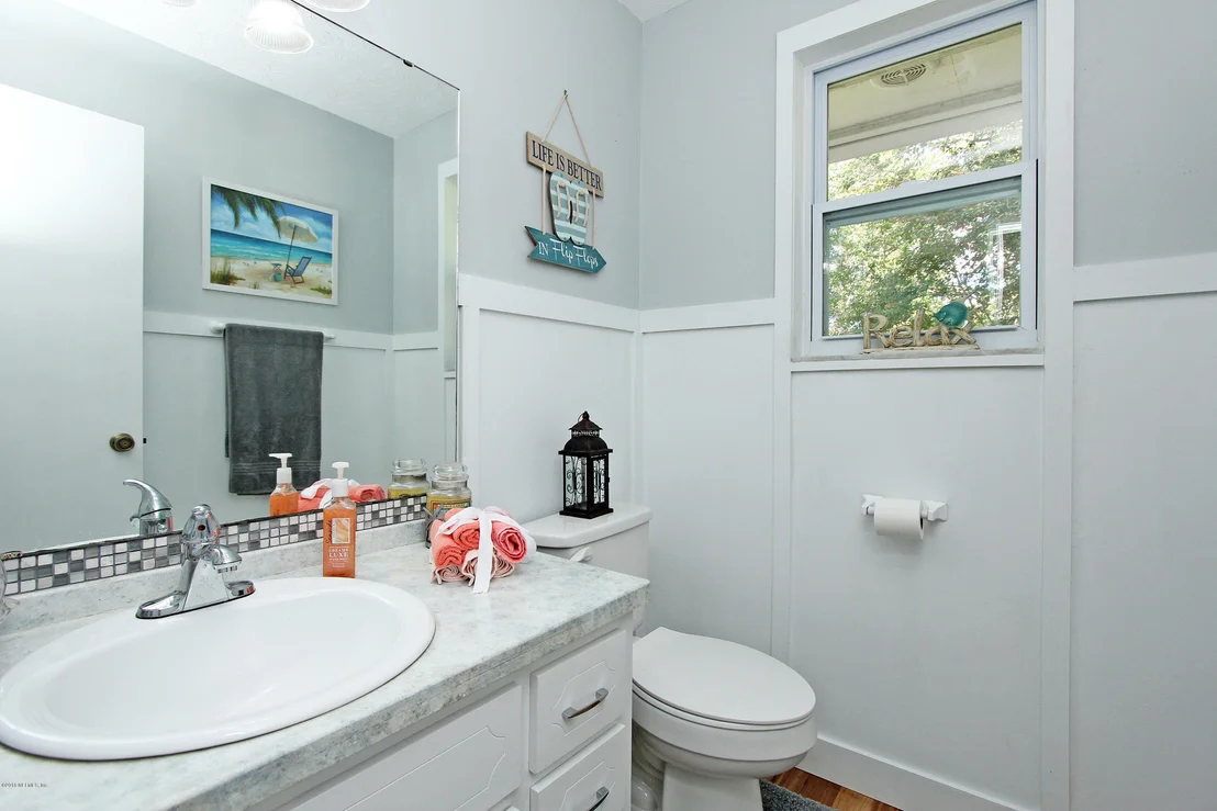 Photo of 4611 MAPLE Street