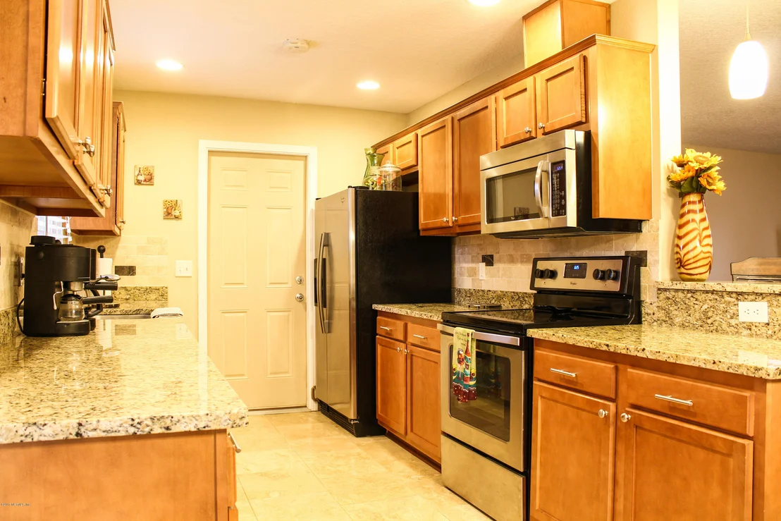 Photo of 5151 THOROUGHBRED Boulevard