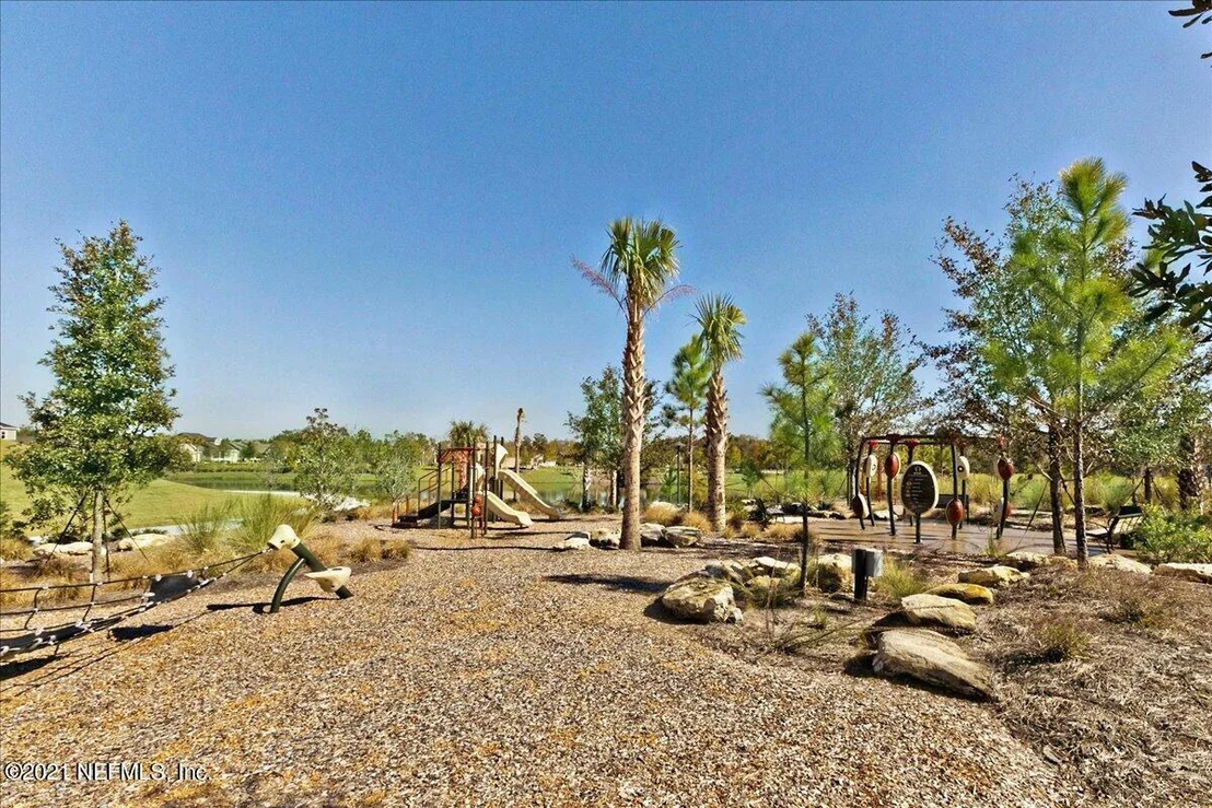 Photo of 105 OAK SHADOW Place