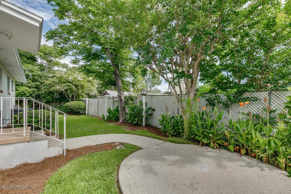 Photo of 2053 RONALD Lane