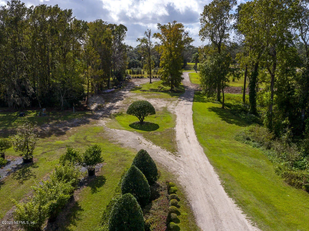 Photo of 116 LAKE Drive