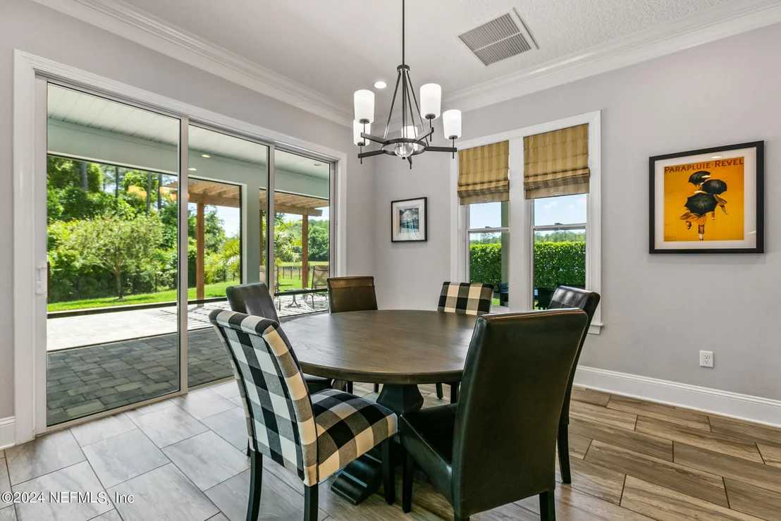 Photo of 863 OLD BLUFF Drive