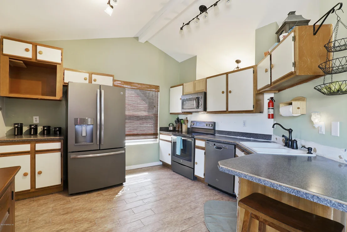 Photo of 116 HARVARD Road