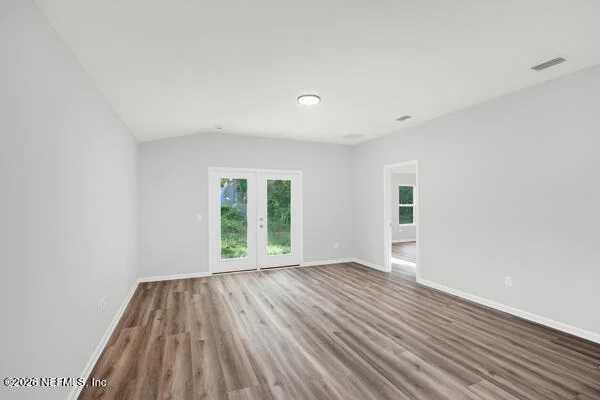 Photo of 407 RUSTIC Road