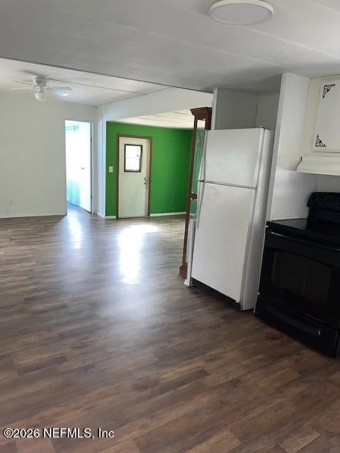 Photo of 823 JANET Avenue