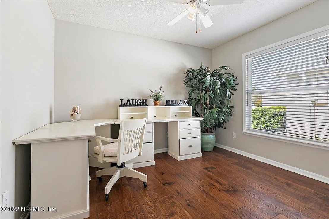 Photo of 112 JOHNS GLEN Drive