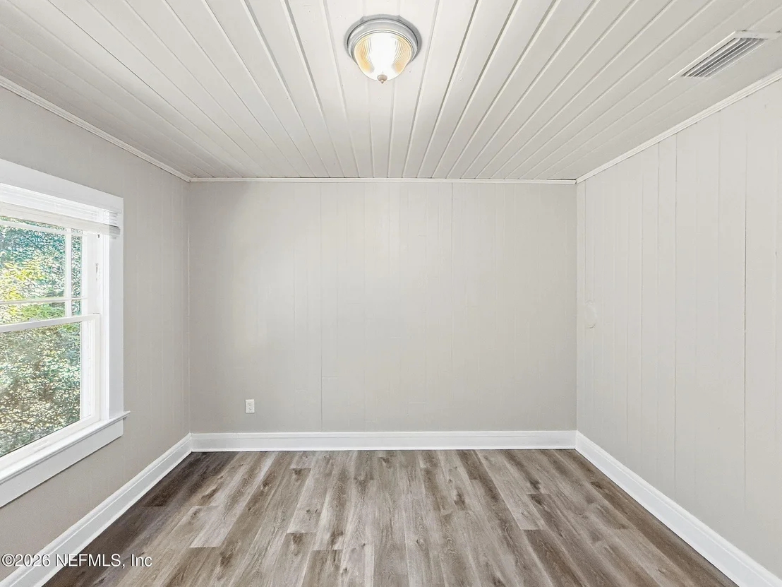 Photo of 7739 HAMMOND Boulevard