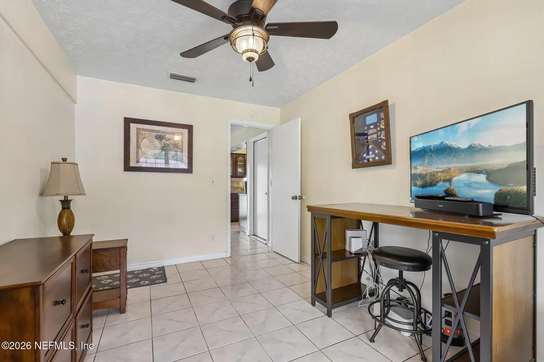 Photo of 1740 POPLAR Drive