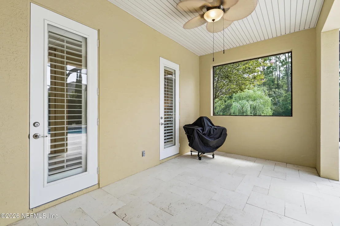 Photo of 804 STELLING Court