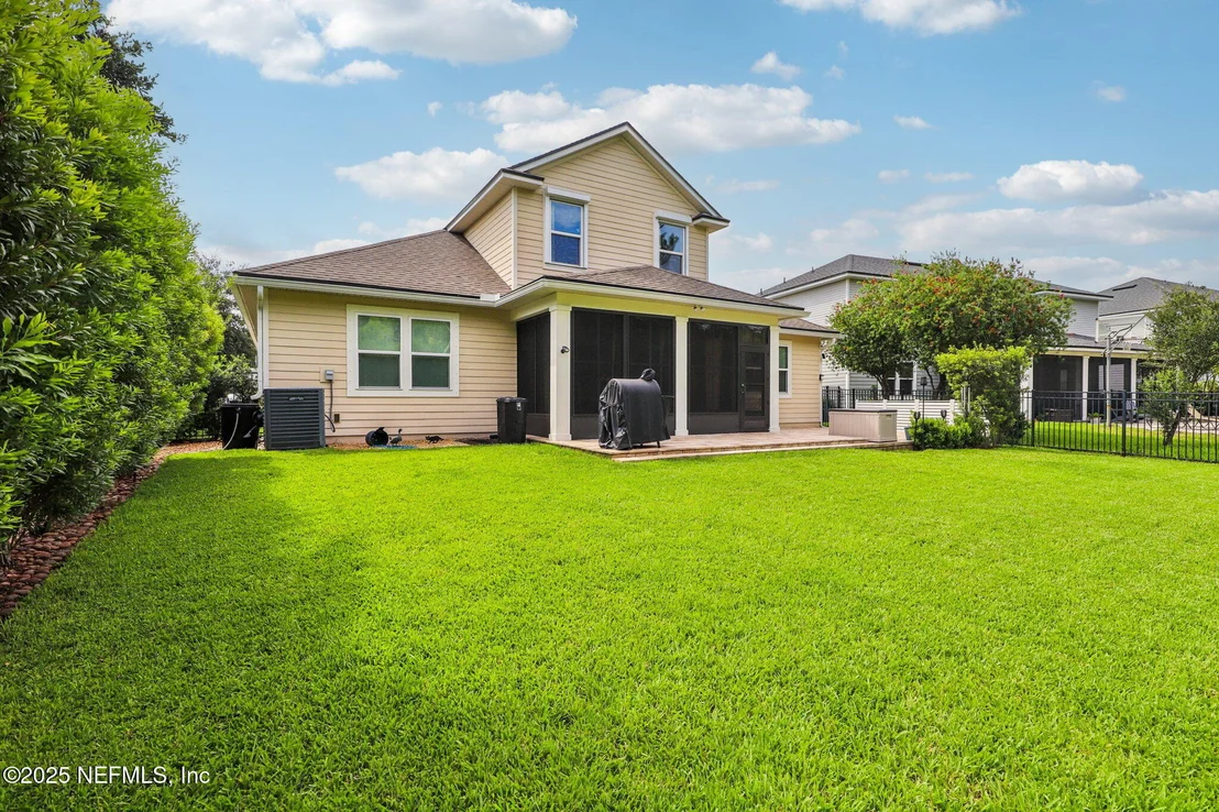 Photo of 261 PALISADE Drive