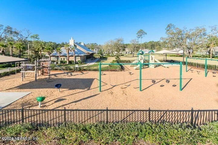 Photo of 342 PARKBLUFF Circle