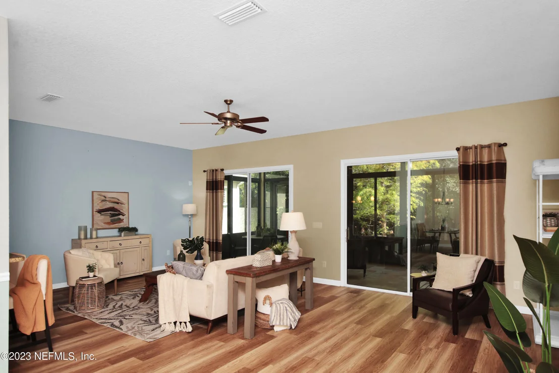 Photo of 1632 SUGAR LOAF Lane
