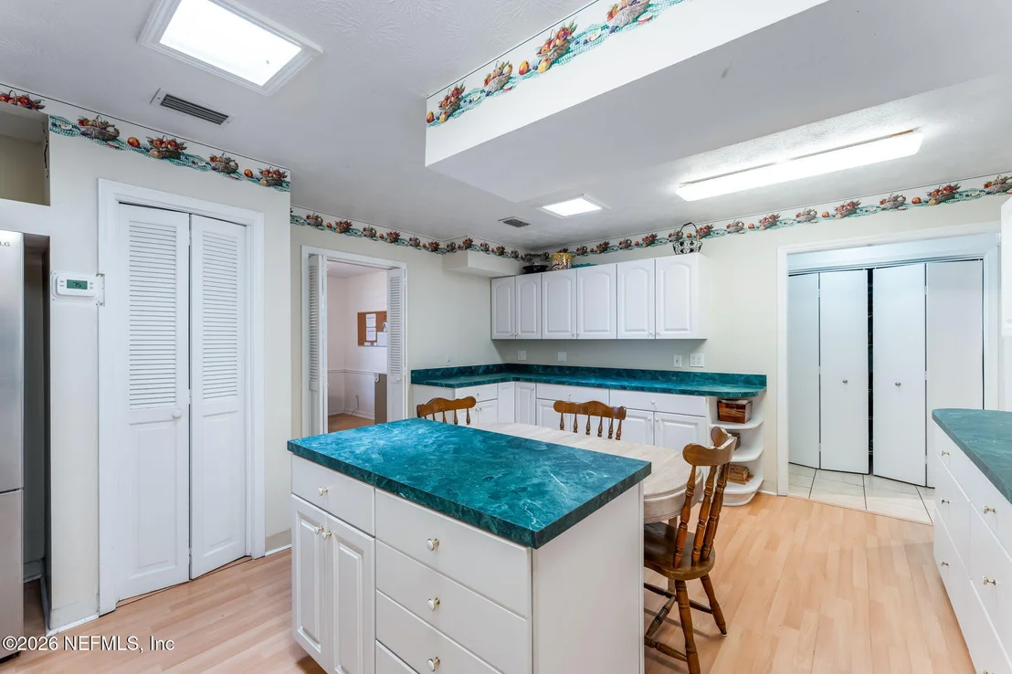 Photo of 7307 MAPLE TREE Drive