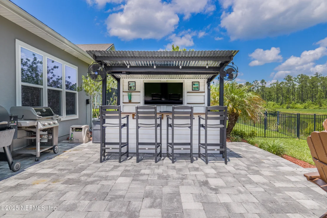 Photo of 310 CEDARSTONE Way