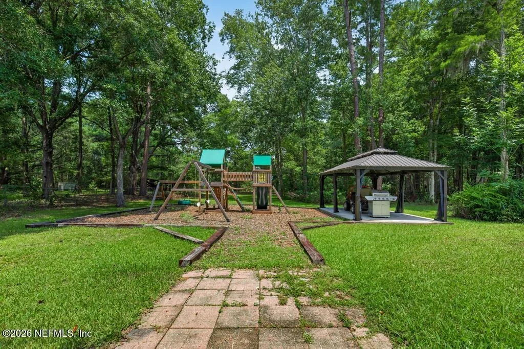 Photo of 54704 CRAVEY Road