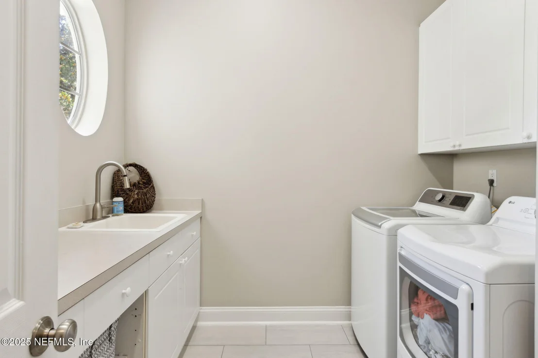 Photo of 724 PINEY Place