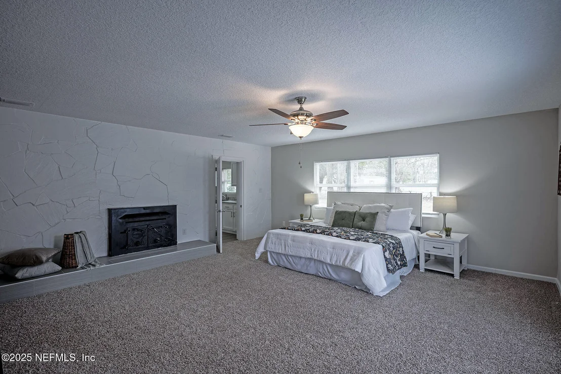 Photo of 10377 GRAYSON Street
