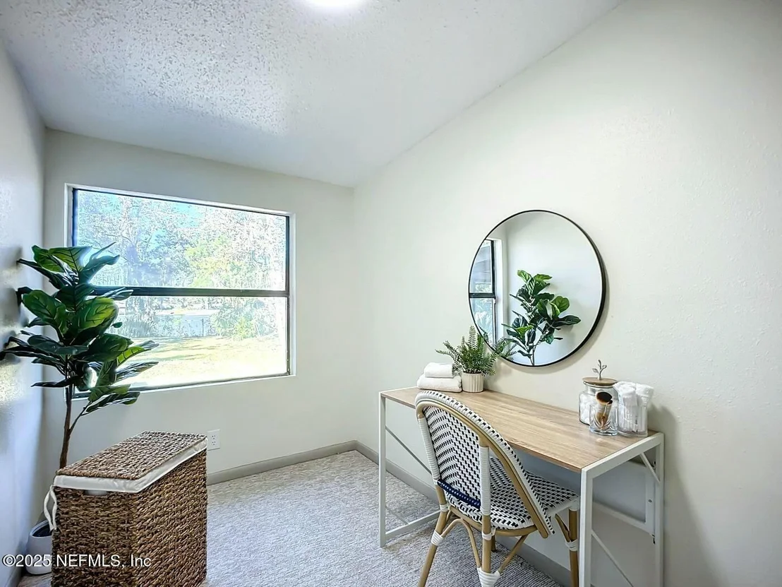 Photo of 7446 SPINOLA Road