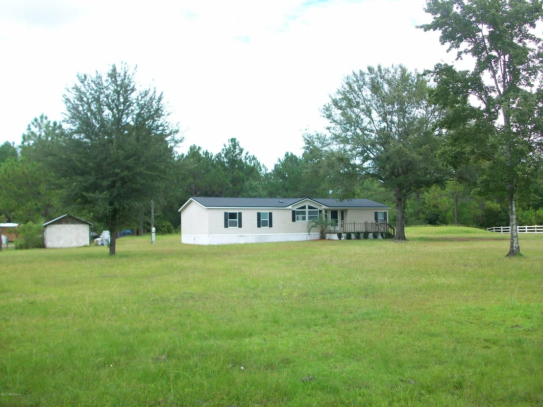 Photo of 44501 PINEBREEZE Boulevard