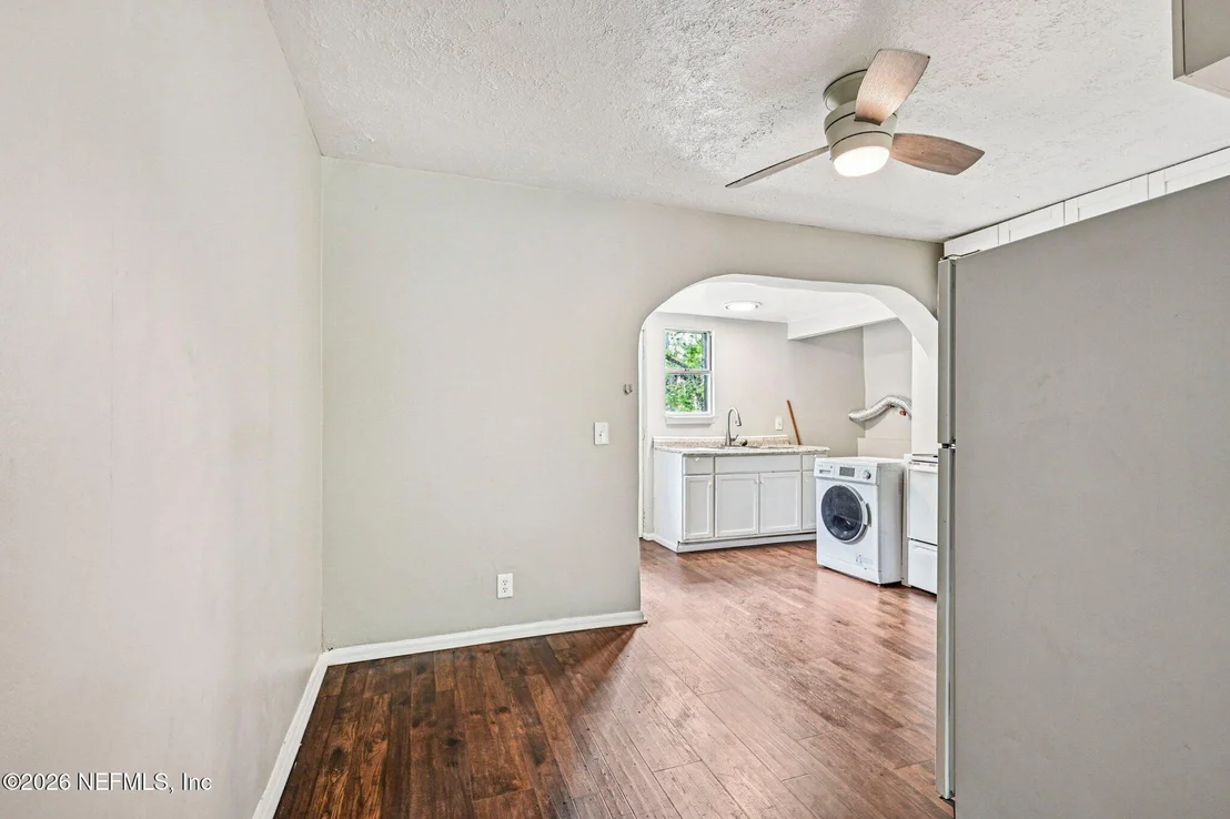 Photo of 5609 EARTHA Drive
