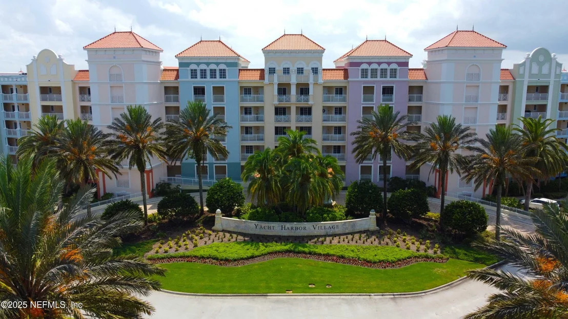 Photo of 8 SCHOONER Circle
