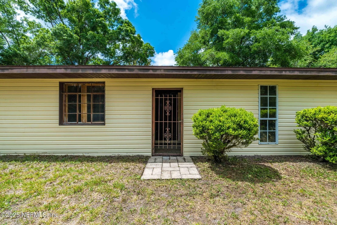 Photo of Unit C at 5705 COUNTY ROAD 208