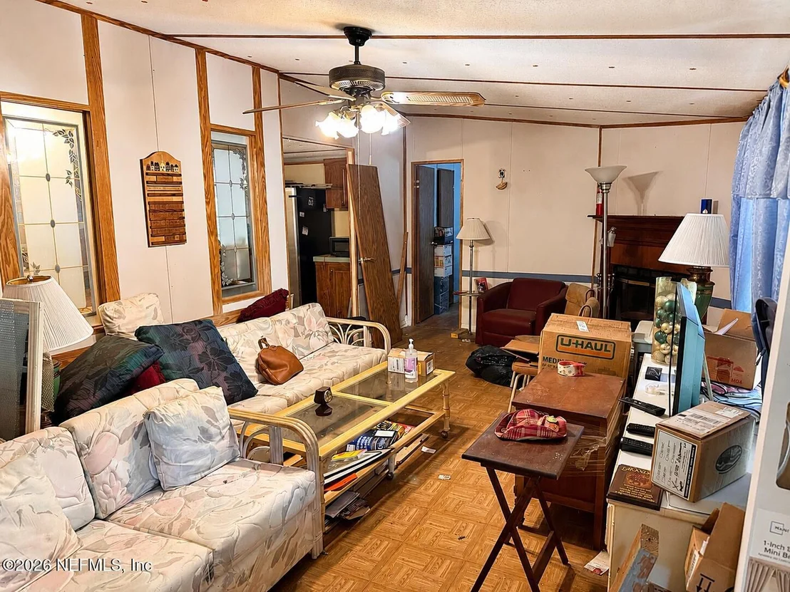 Photo of 1056 BELLAMY Road