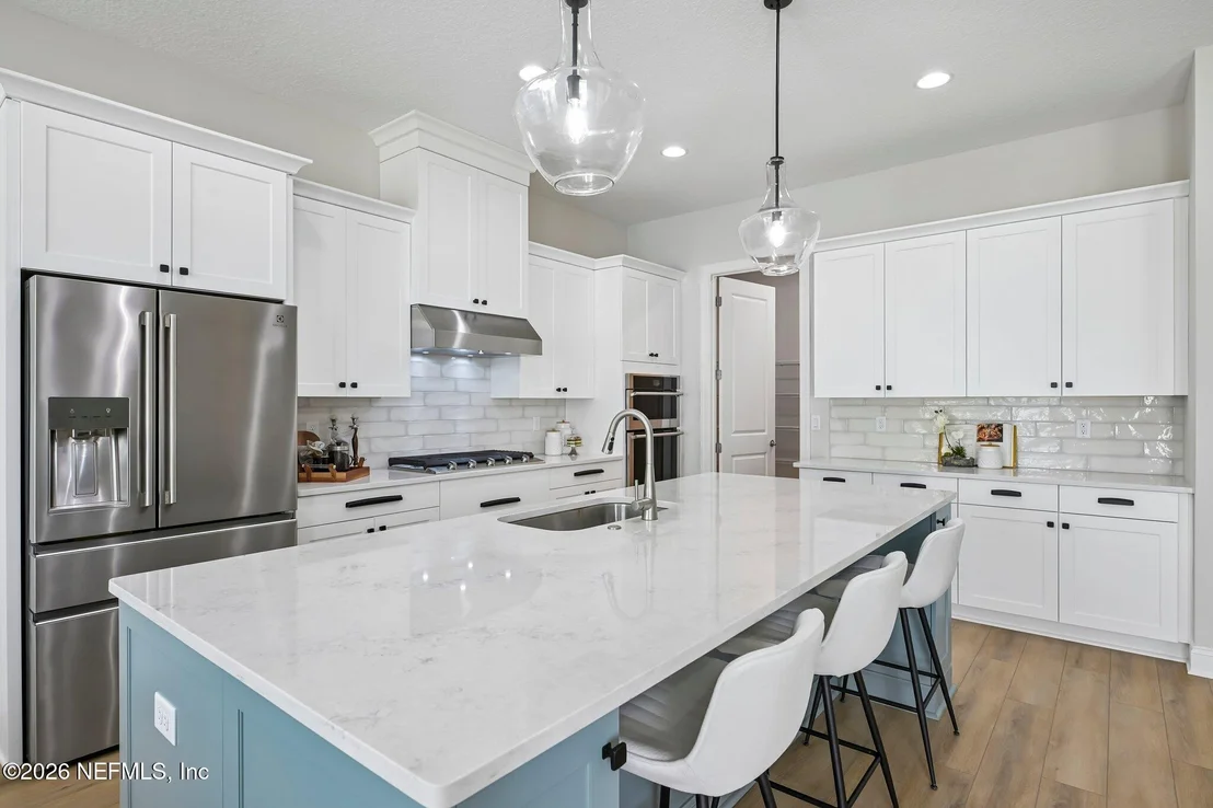 Photo of 139 GRAND RIVAGE DRIVE Drive