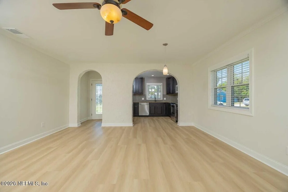 Photo of 310 ANDREAS Street
