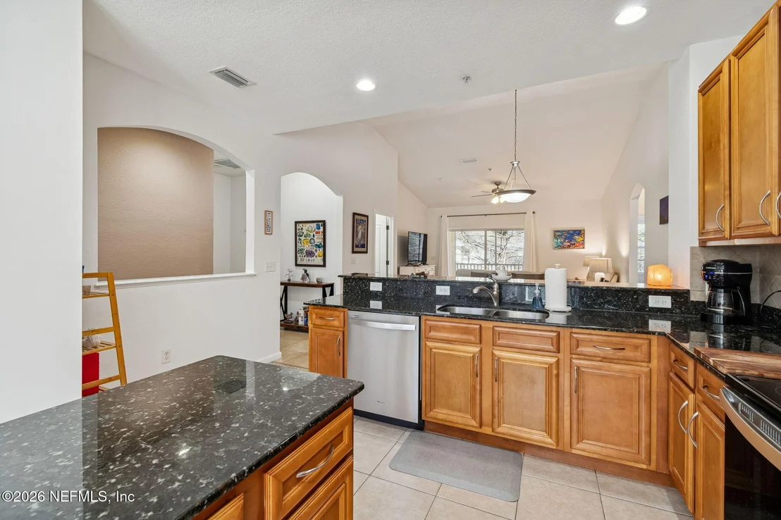 Photo of Unit 1005 at 175 BAYBERRY Circle