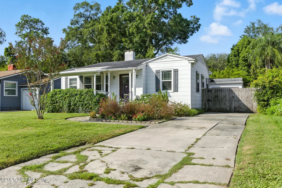 Photo of 1518 PARRISH Place