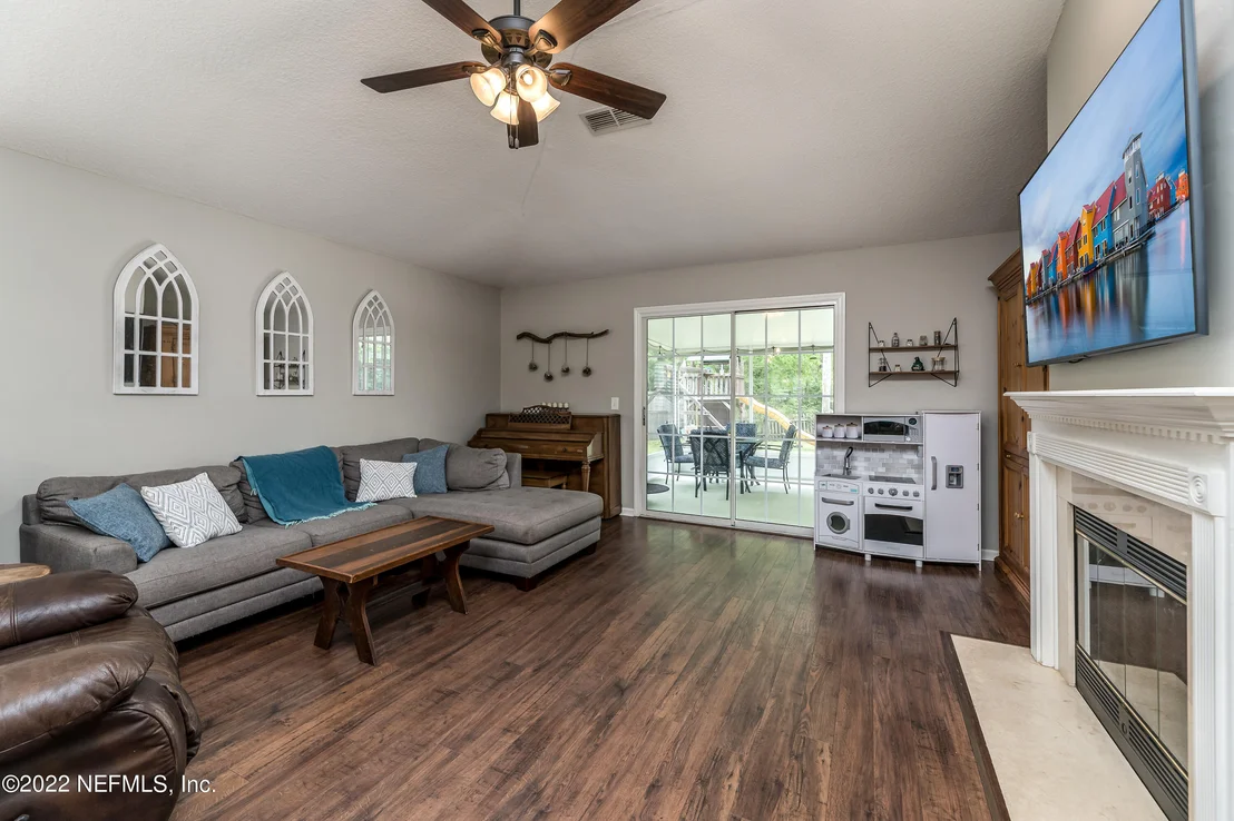 Photo of 132 Southlake Drive