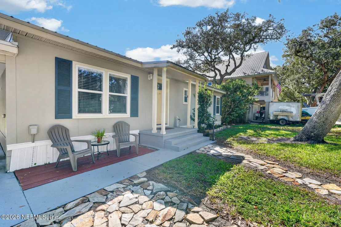 Photo of 6302 GOMEZ Road