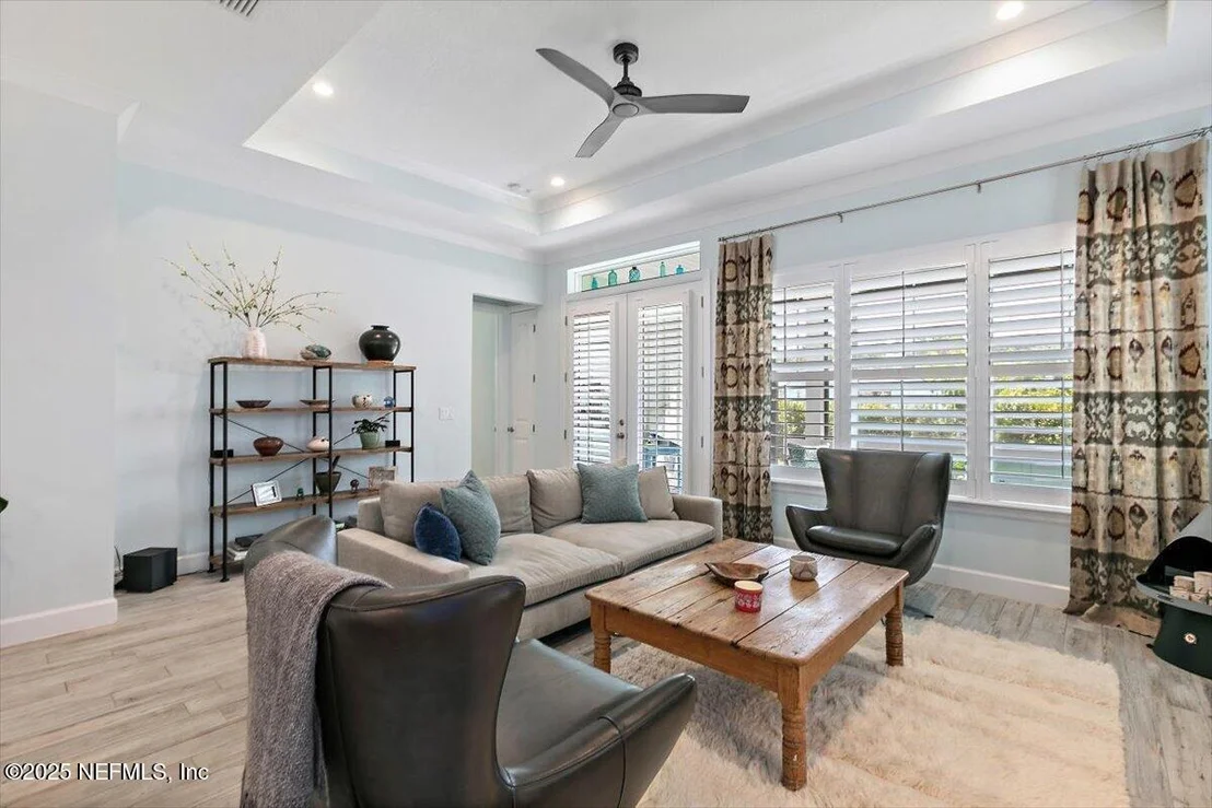Photo of 175 OCEANVIEW Drive