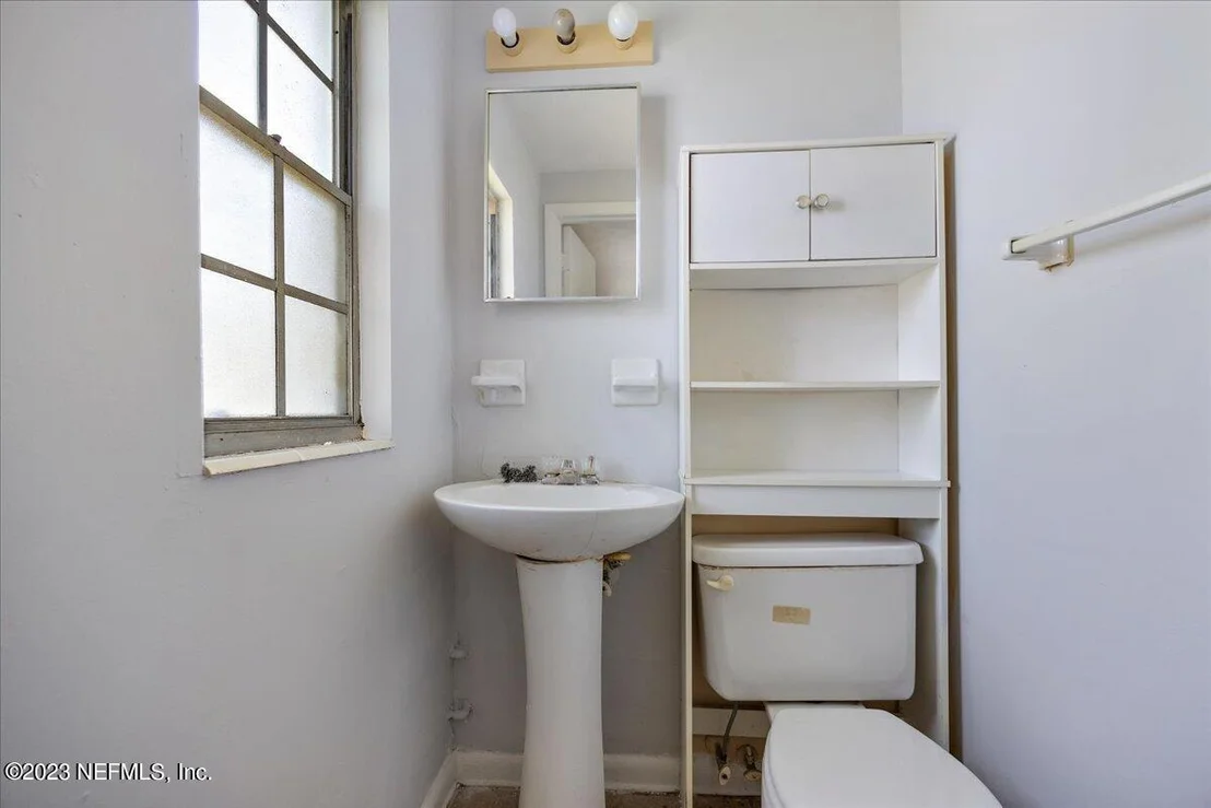 Photo of 8593 DARLINGTON Drive