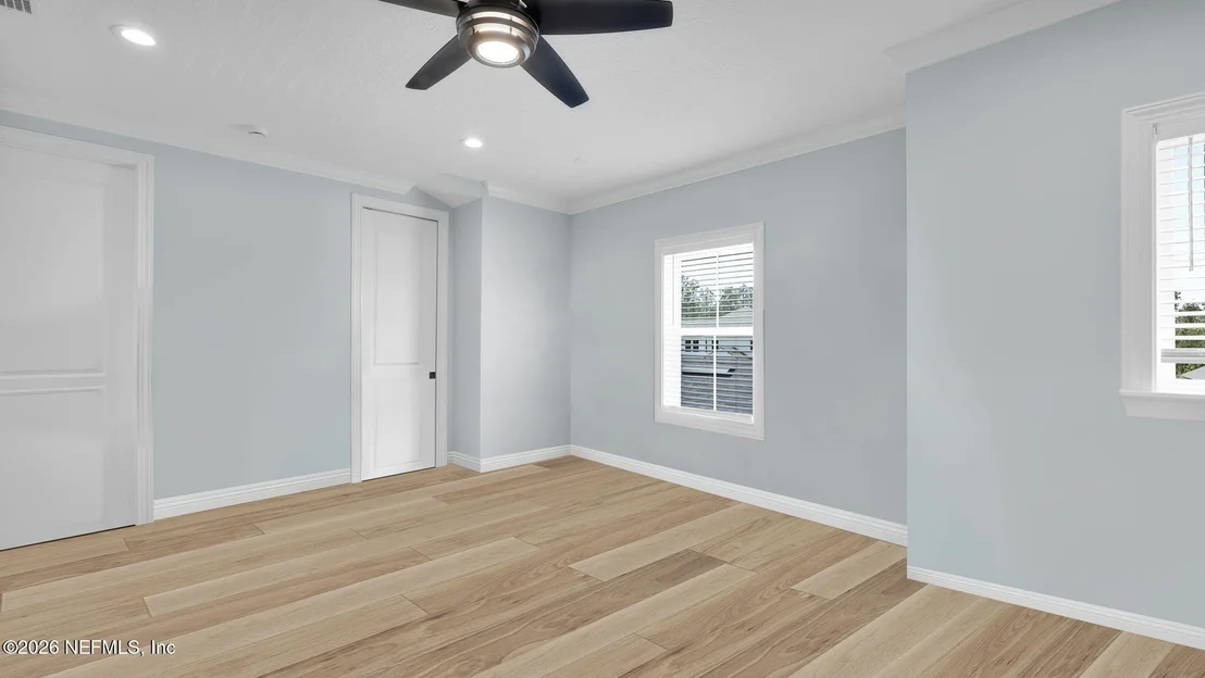 Photo of 375 SEAGROVE Drive