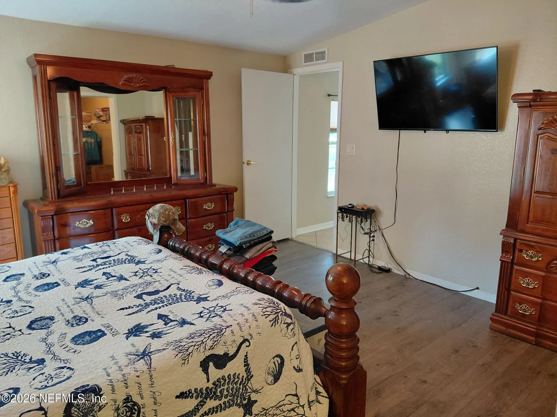Photo of 118 ROBIN Road