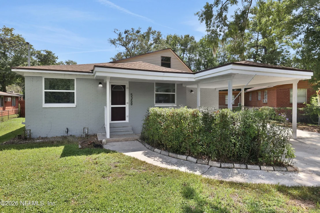 Photo of 5368 ROYCE Avenue