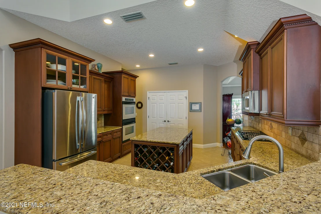 Photo of 1607 SILVER LEAF Way