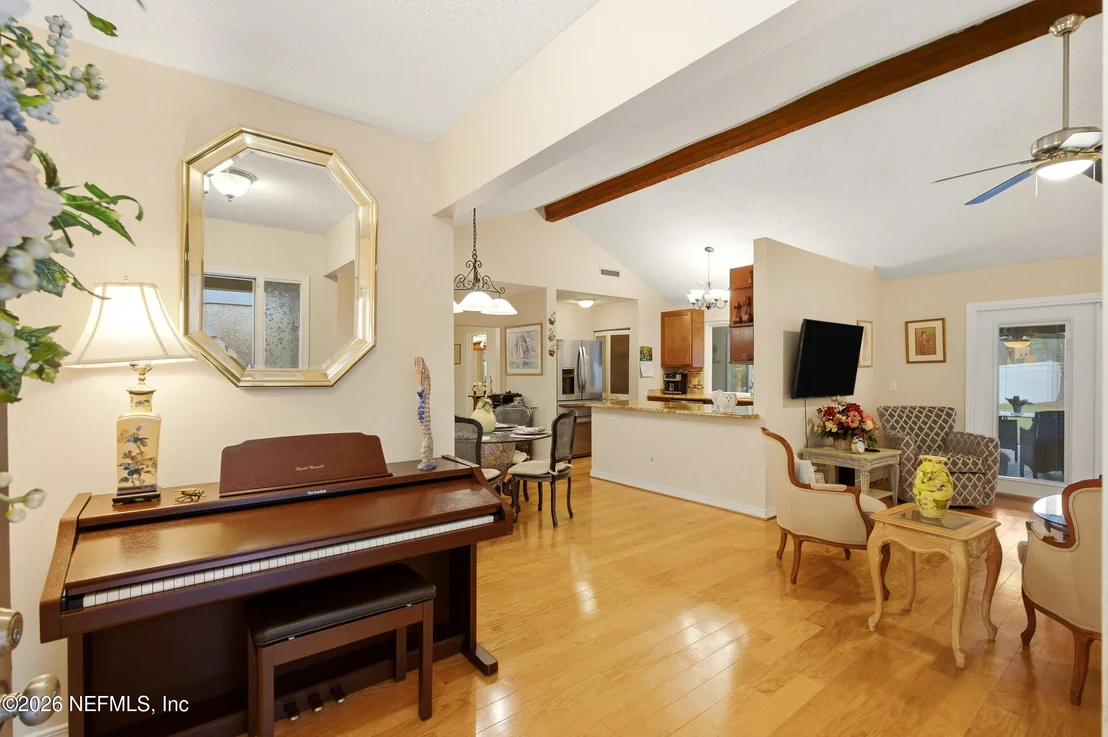 Photo of 3218 THORN Lane