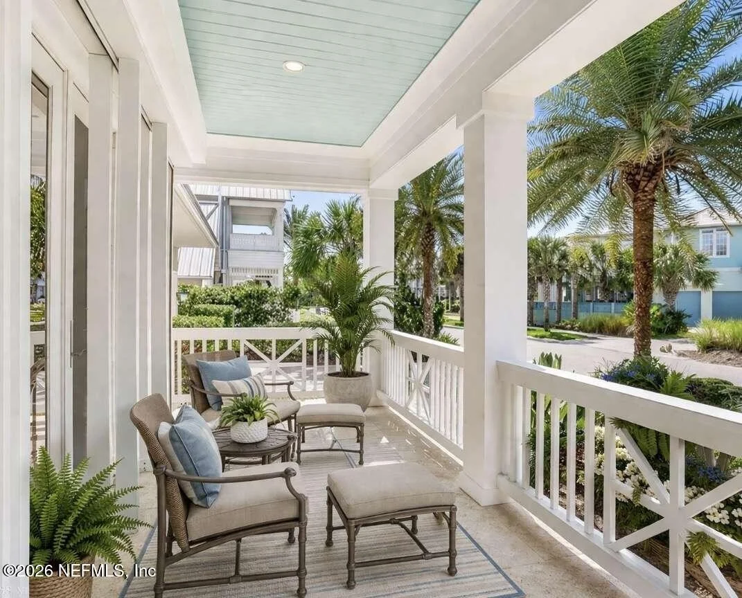 Photo of 712 OCEAN PALM Way