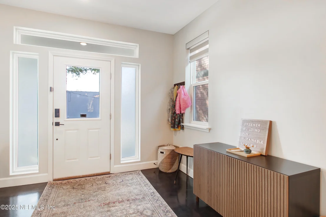 Photo of 1245 WALNUT Street