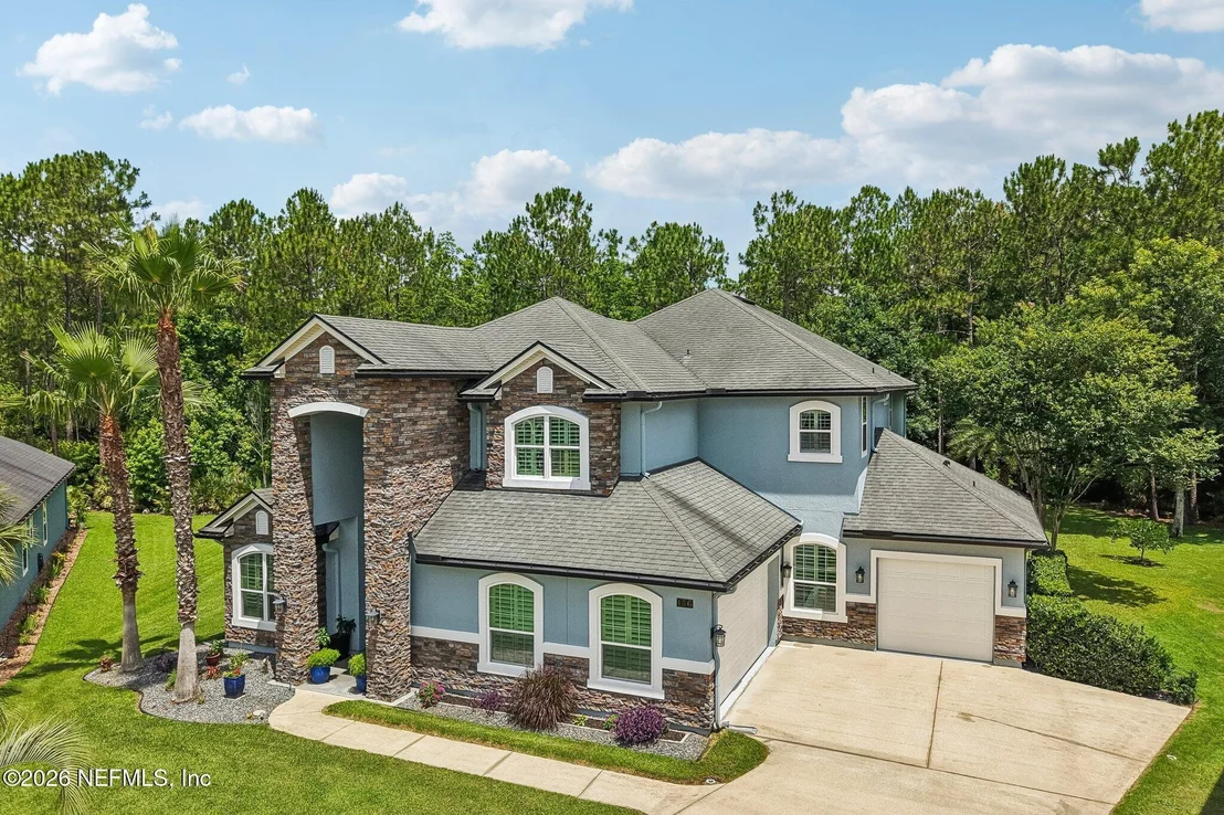 Photo of 136 DUNDEE Place